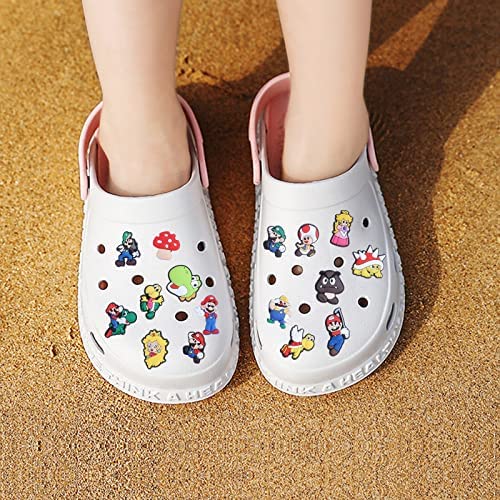 Forninc 40 Pièces Shoe Charms, Charmes de Chaussure,Bijoux de Chaussures,Breloques de Chaussures pour Sabots,Charm Chaussure PVC pour Enfants Cadeau de Fête d'anniversaire. – Image 5