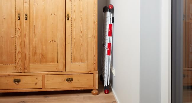 Vileda Infinity Flex Plus Grand Etendoir à Linge - Extensible jusqu'à 2 m - capacité 30 m - Ailes Hautes - Deux Accessoires Porte-Chaussettes - Protégé par Un Emballage en Carton - 2XL – Image 5