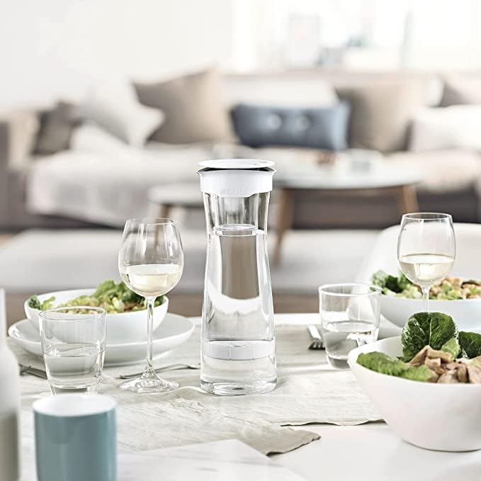 BRITA Bouteille filtrante Blanche graphite x3 filtres MicroDisc incl - réduit le chlore, certains PFAS, pesticides, herbicides et hormones, Préserve les minéraux tels que le calcium et le magnésium – Image 2