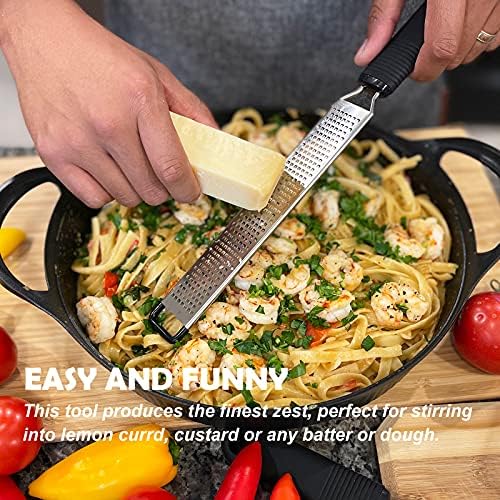 LEMCASE Zesteur Agrumes Citron Manuelle Rape a Cuisine Fromage Parmesan Poignée en Silicone et Lames en Acier Inoxydable avec Couvercle de Protection| Noir (2 Pièces Set) – Image 4